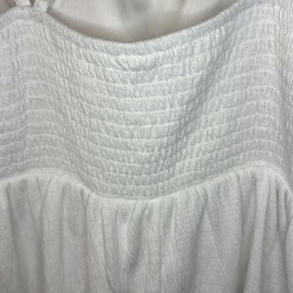 NOBO white crochet tank w/ built in pads L - Picture 8 of 11